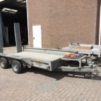 Machine transporter